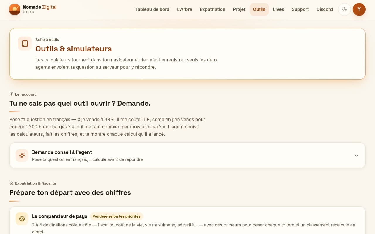 Les outils : le comparateur de pays, le simulateur de statut en France, le coût de la vie, le conseil publicitaire